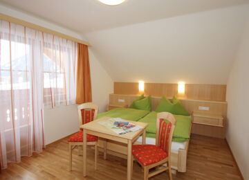 Cosy bedroom with balcony in the Höchstein flat